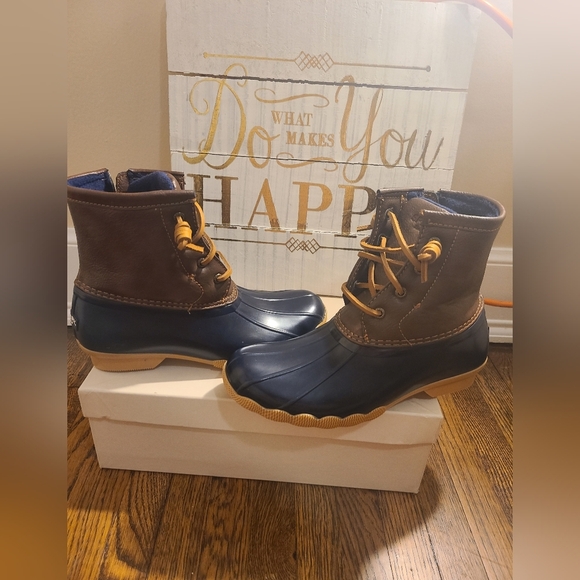 Sperry Rain Boots - Picture 3 of 6